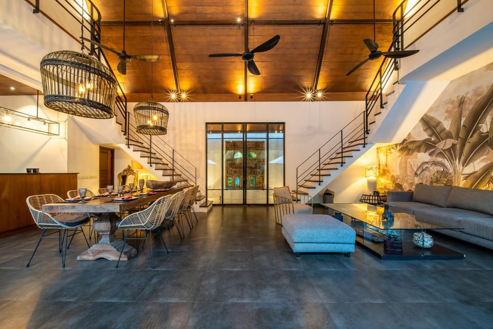 Communal lounge/ TV room, Living room