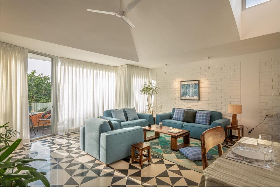 Living room, Seating area