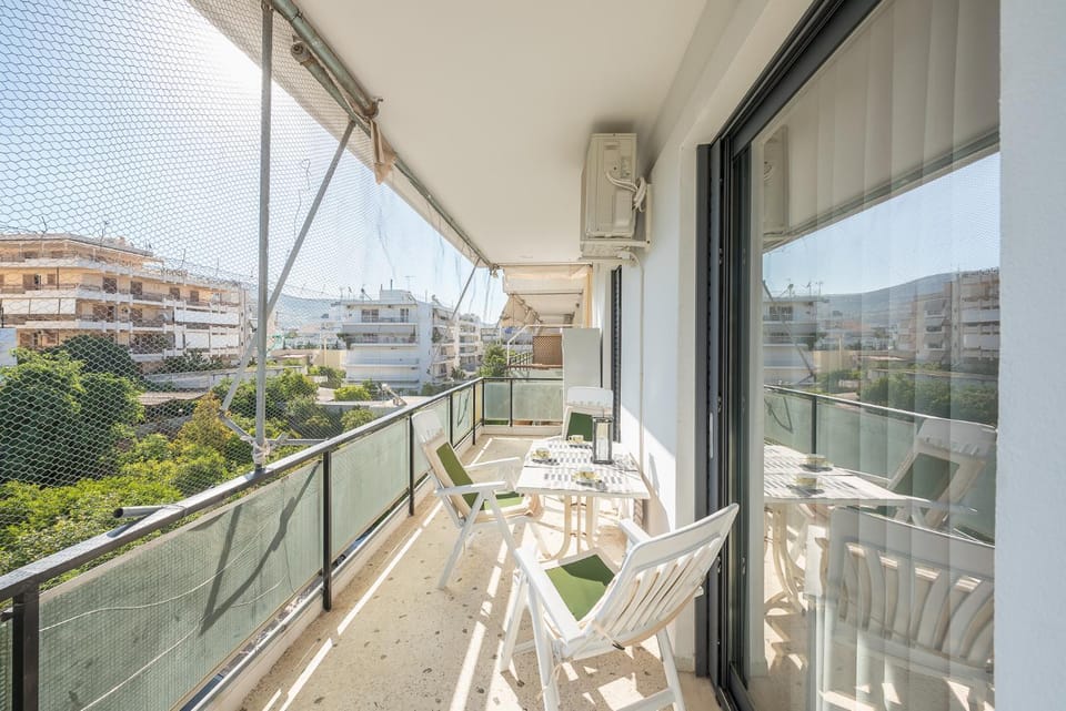Day, View (from property/room), Balcony/Terrace, Seating area, City view