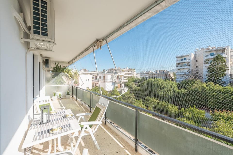 Property building, Day, View (from property/room), Balcony/Terrace, City view