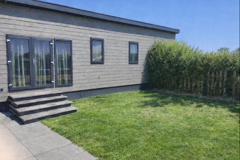 Property building, Garden