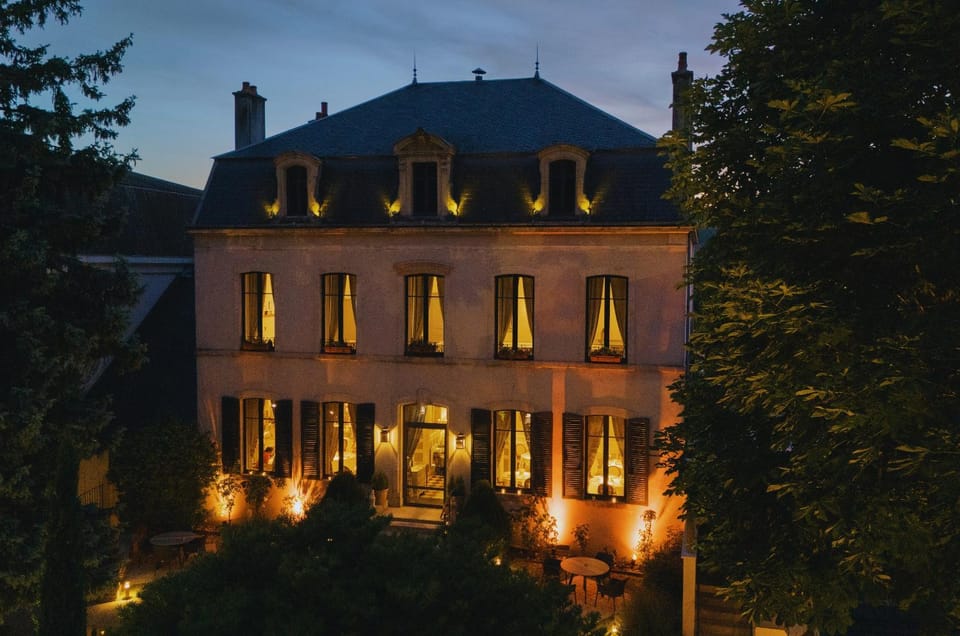 Restaurant/places to eat, Night