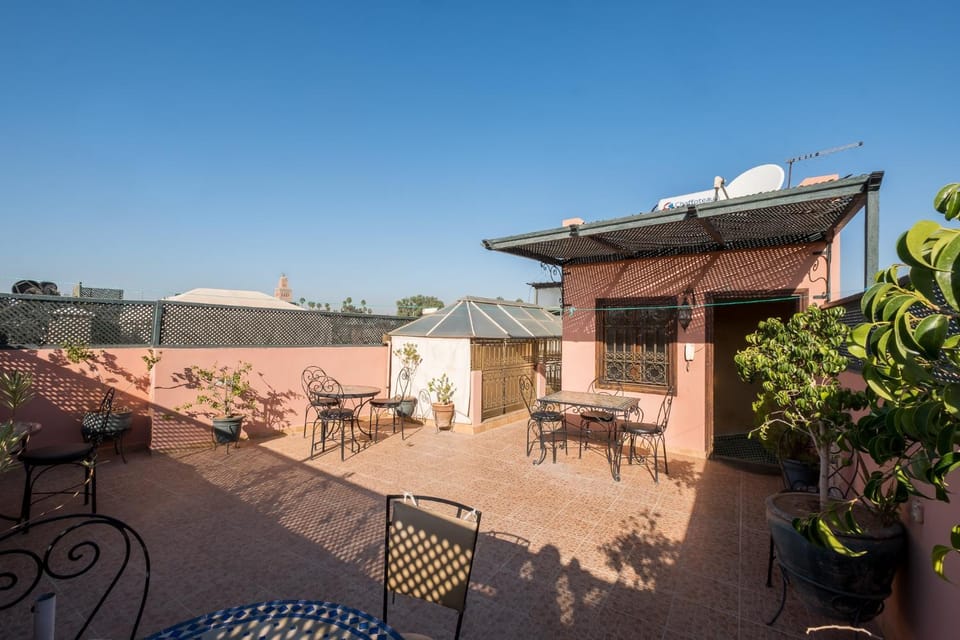 Patio, Kitchen or kitchenette, City view
