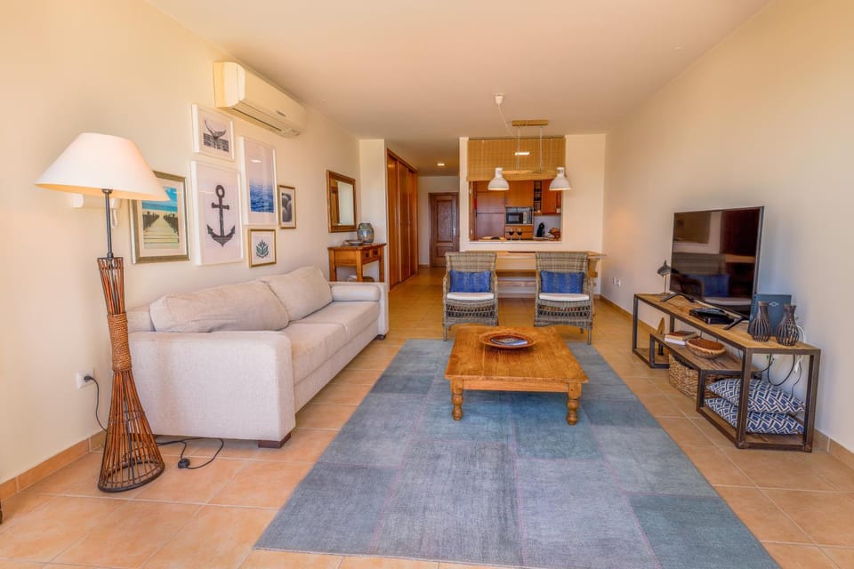 Living room, air conditioner