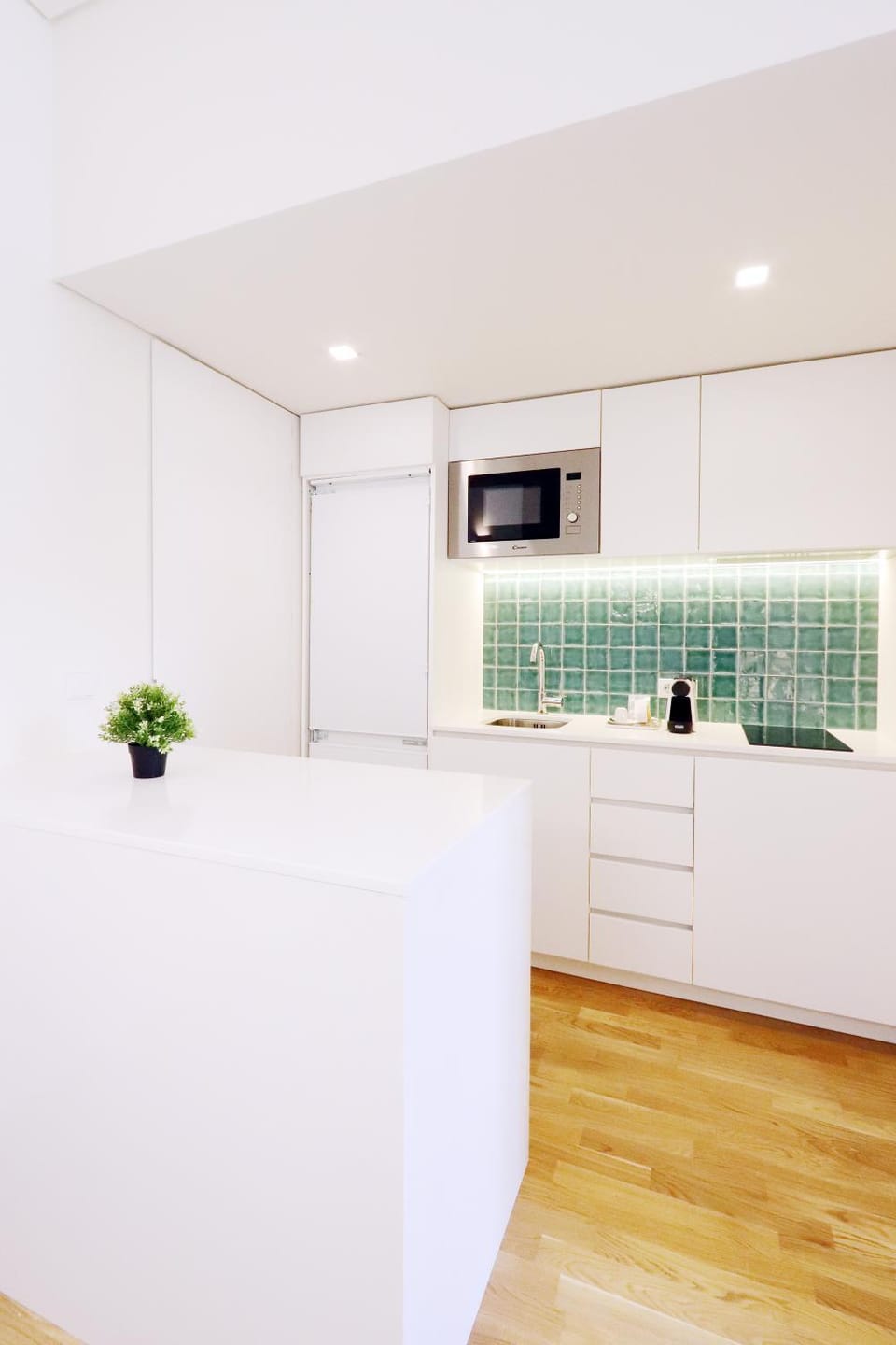 Kitchen or kitchenette