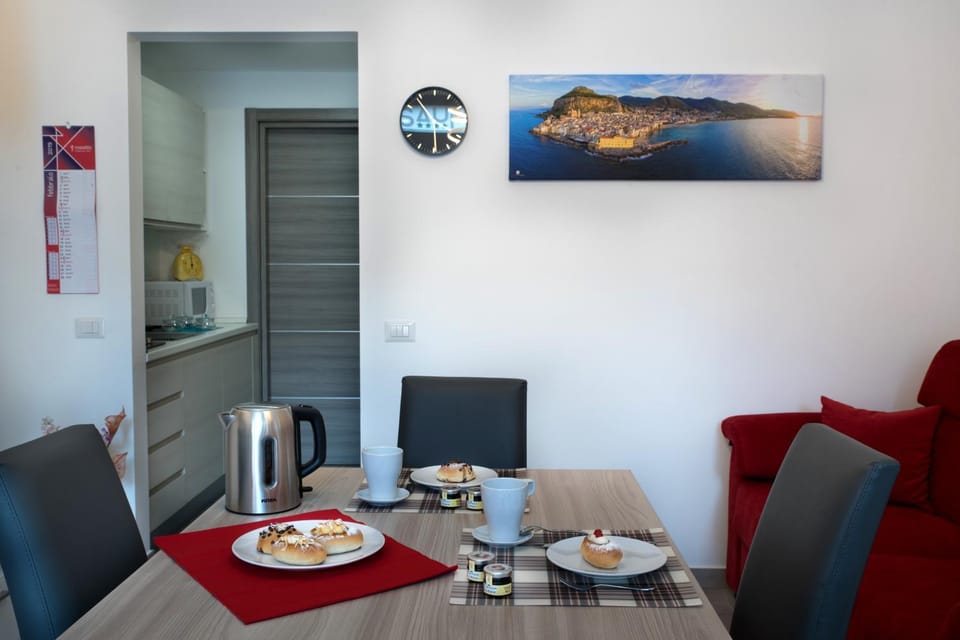 Coffee/tea facilities, Dining area, Breakfast, Continental breakfast, Buffet breakfast