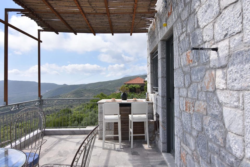 Balcony/Terrace, Mountain view, Sea view