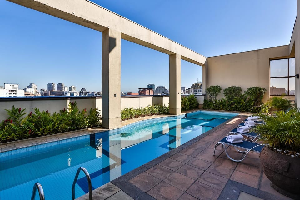 Swimming pool, Swimming pool