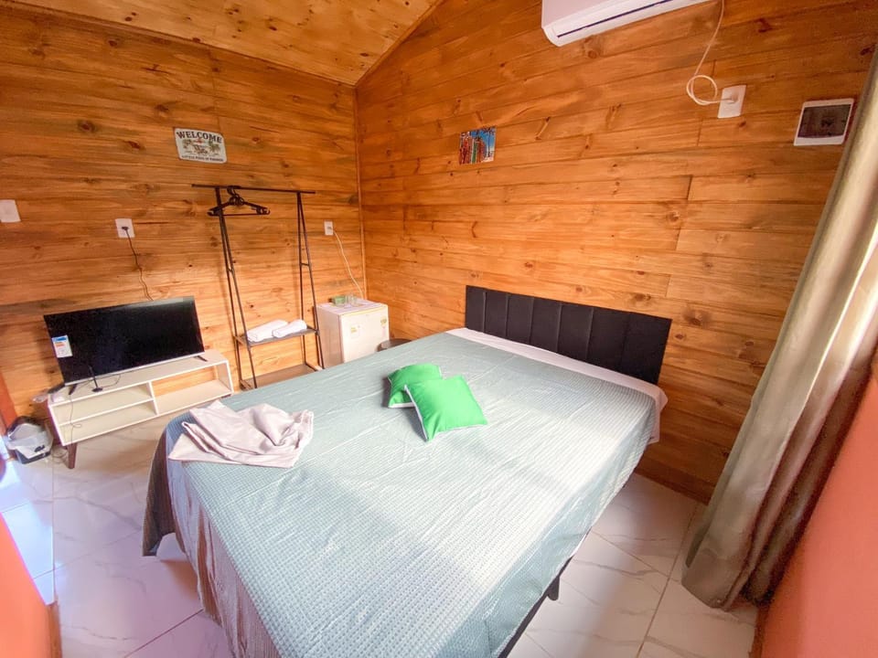 TV and multimedia, Bedroom, towels, air conditioner