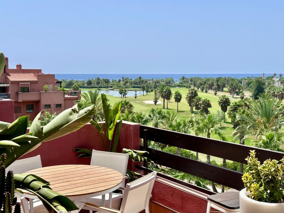 Property building, View (from property/room), View (from property/room), Balcony/Terrace, Balcony/Terrace, Sea view, Sea view, Swimming pool