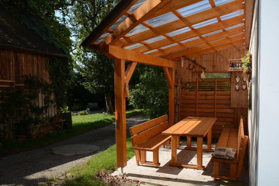 Garden, Seating area
