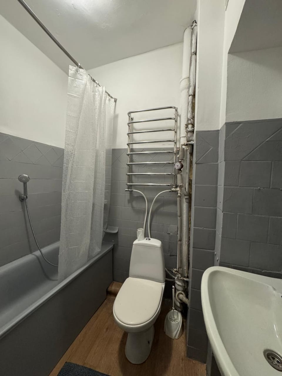 1кім апарт поруч Оперного театру поруч тгц Форум на Ветеранів Apartment in Lviv