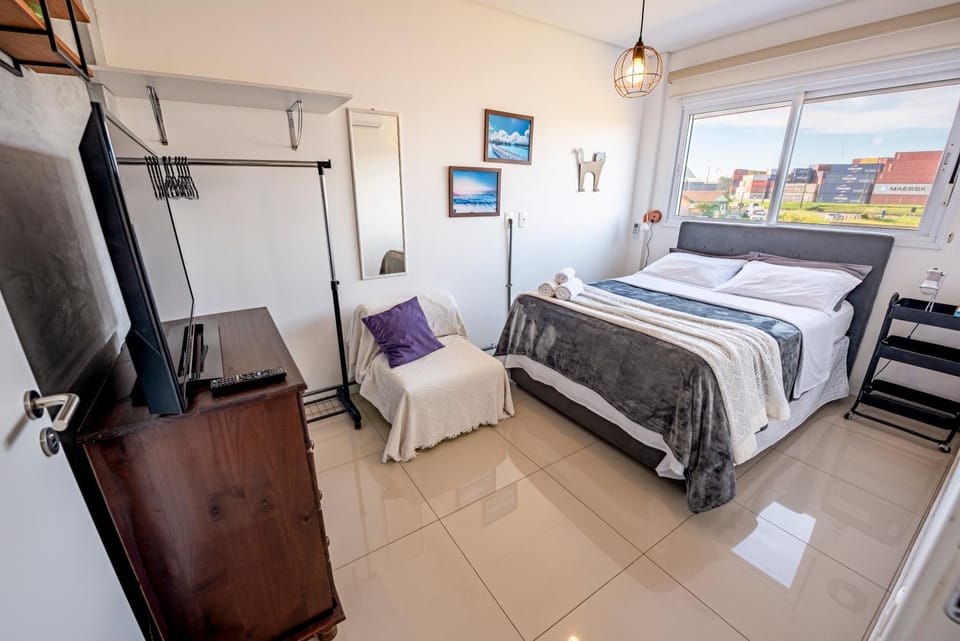TV and multimedia, Bedroom, air conditioner
