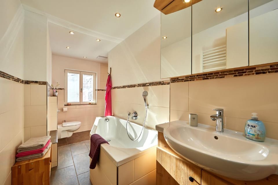Bathroom, Bath