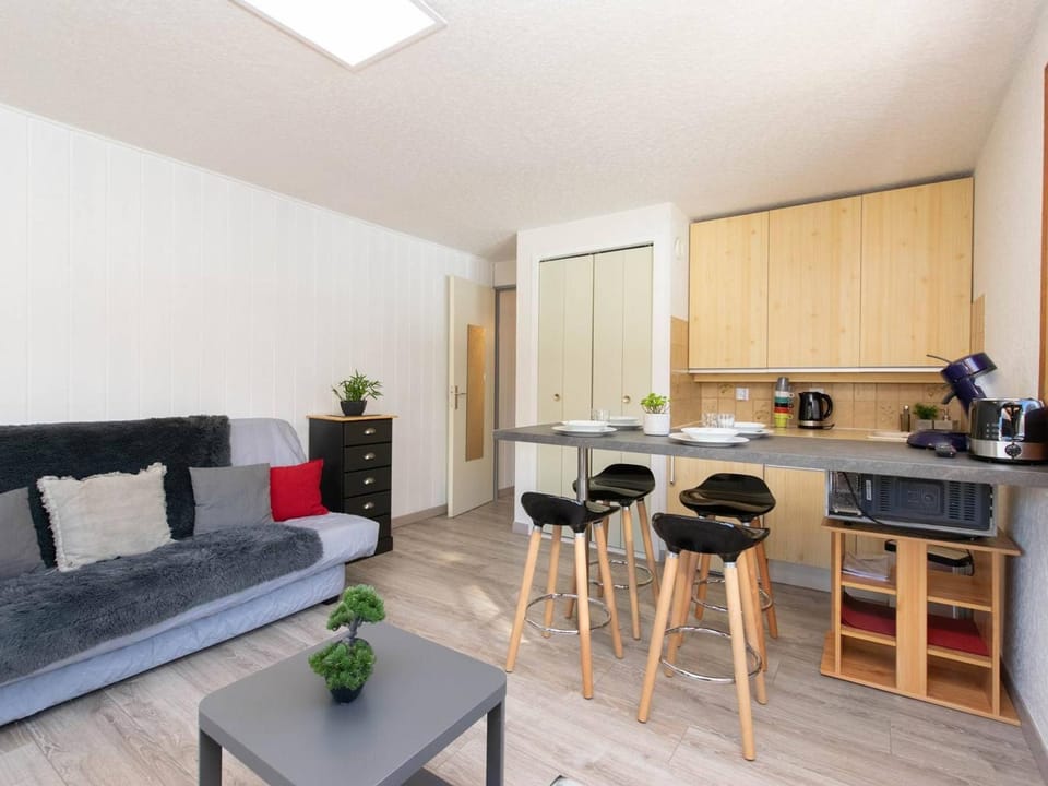 Appartement rénové proche téléphérique avec parking privé - FR-1-296-279 Apartment in Saint-Lary-Soulan