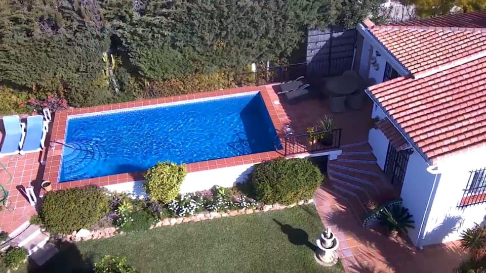 BONITA VILLA EN NERJA CASA PALOMAS Villa in Nerja