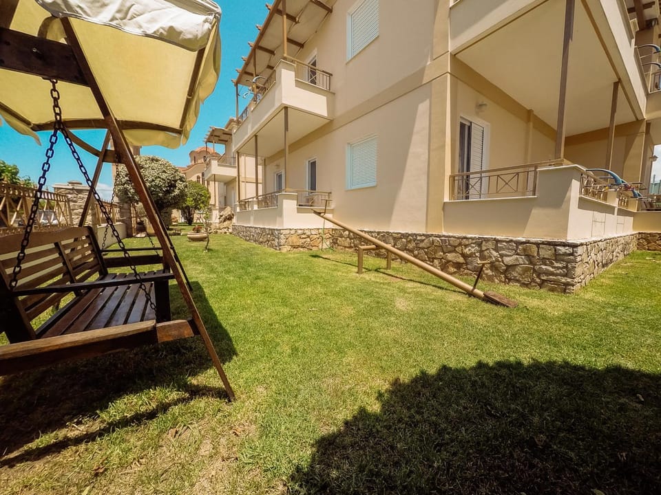 Dream Drop Studios Apartment in Messenia