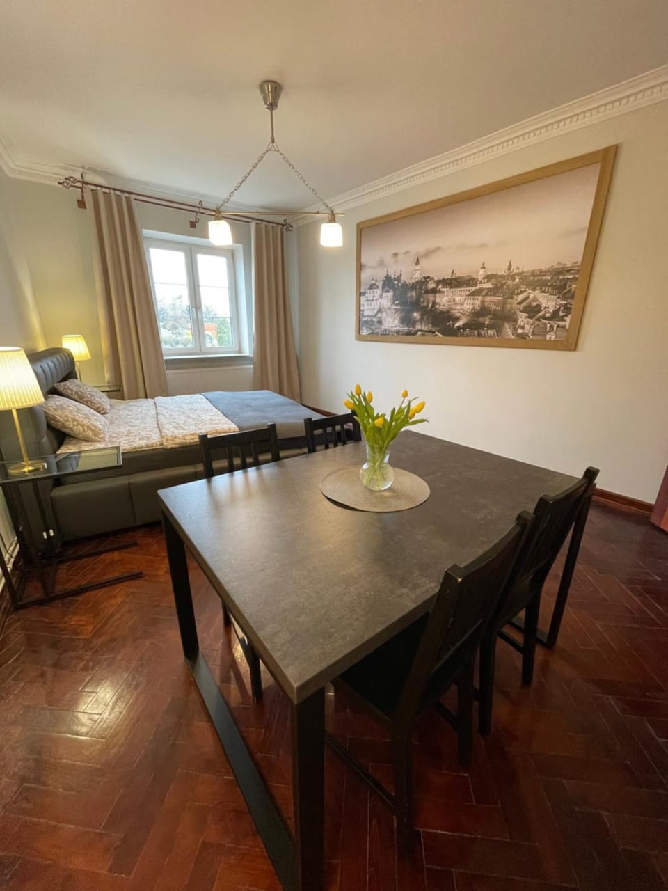 Bed, Photo of the whole room, Dining area, Bedroom
