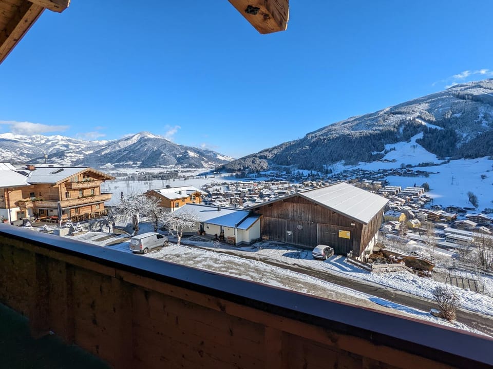 View (from property/room), View (from property/room)
