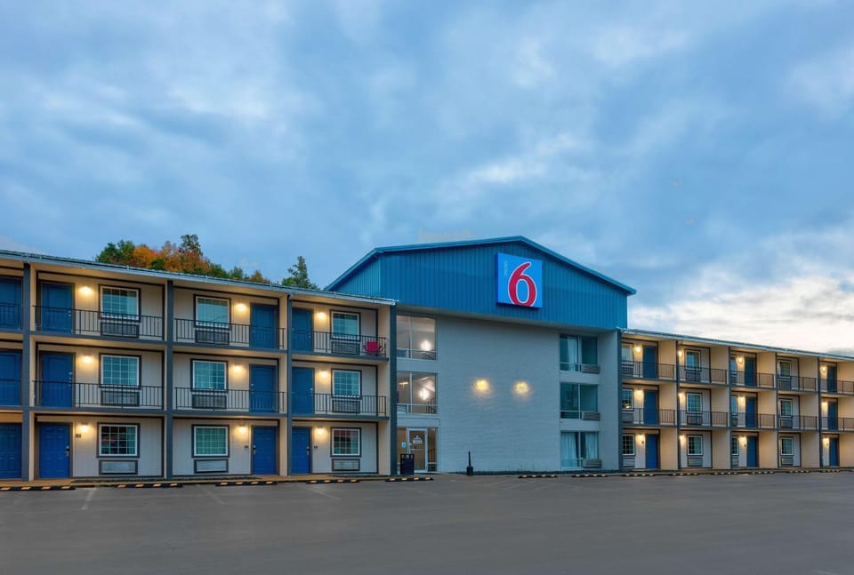 Property building, On site