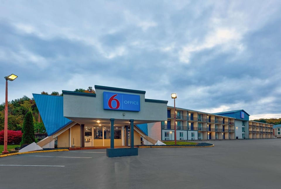 Property building, On site