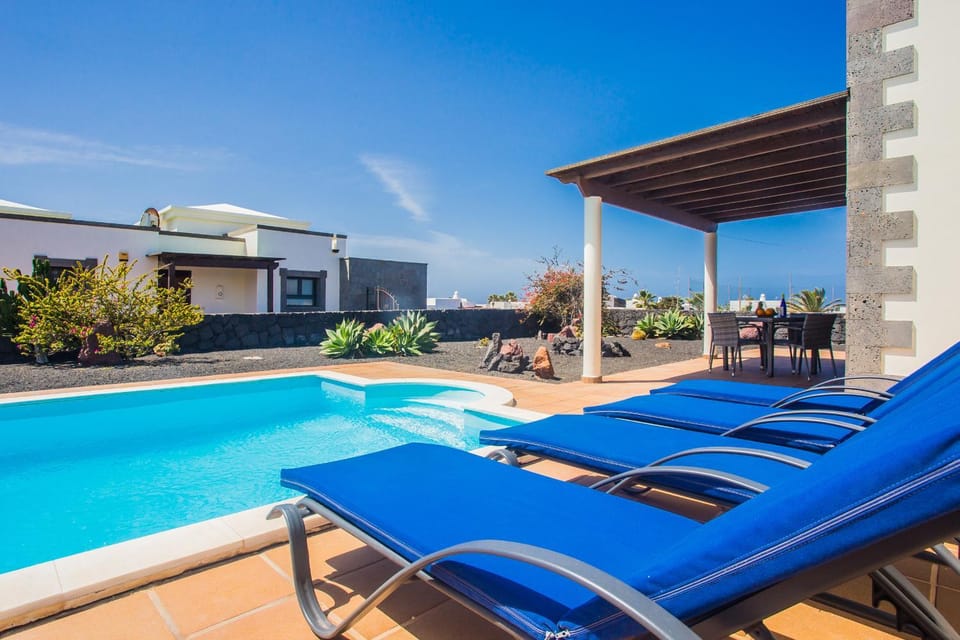 Property building, sunbed