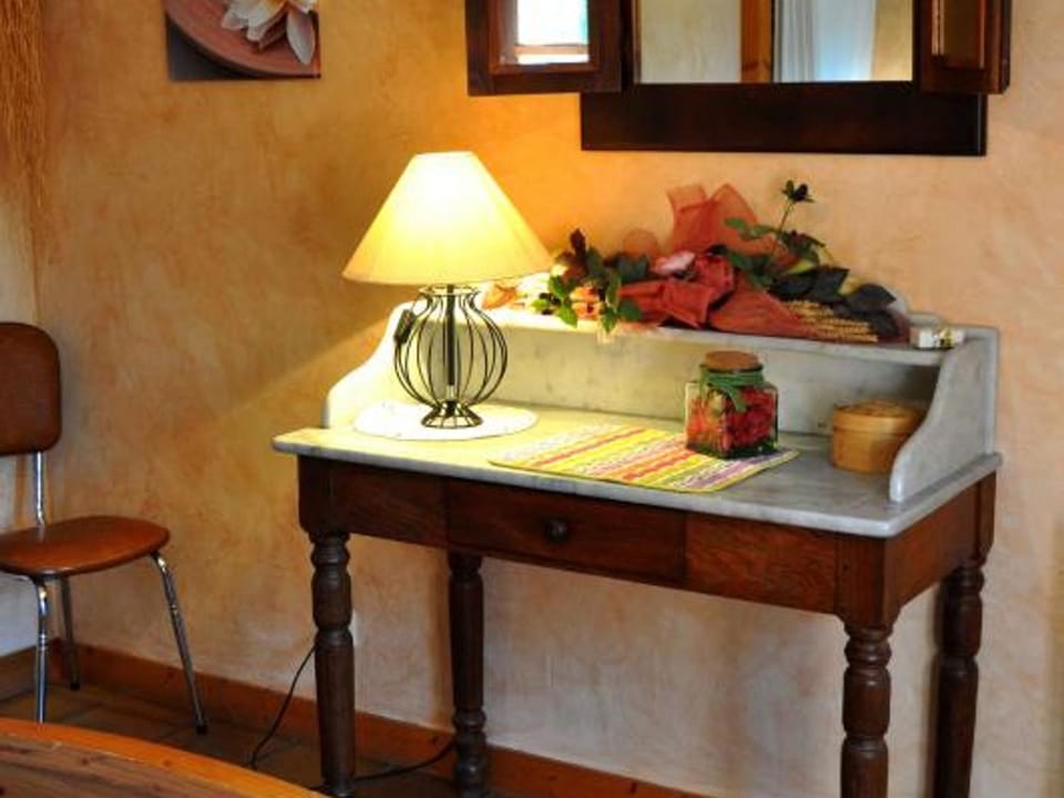 Gîte charmant avec cheminée et jardin clos près de Chazelles-sur-Lyon - FR-1-496-30 House in Auvergne-Rhône-Alpes