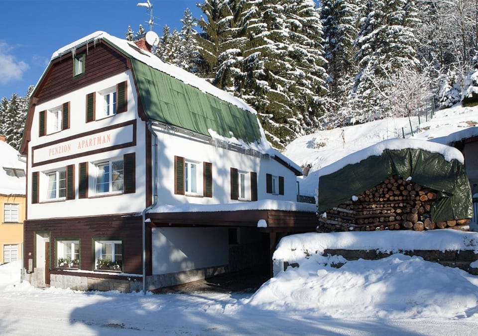 Facade/entrance, Winter