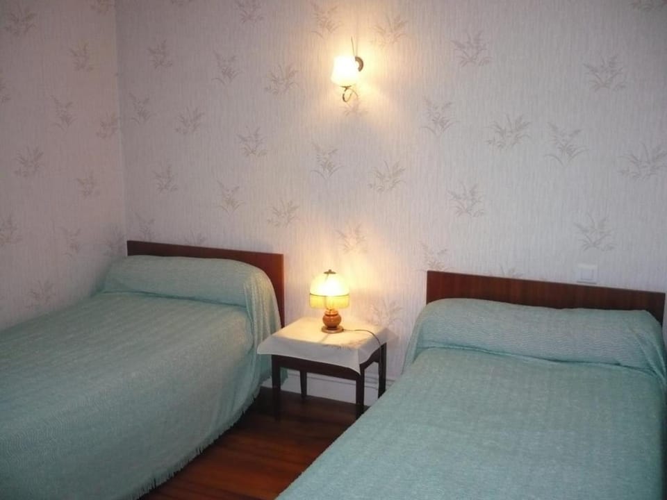 Gîte à Lorette avec jardin et jeux pour enfants - FR-1-496-76 Apartment in Auvergne-Rhône-Alpes