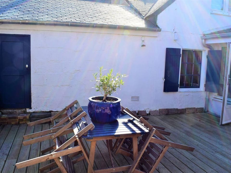 Maison de pêcheur à 50m du port et 300m de la plage avec WIFI, terrasse, et cheminée - Perros-Guirec - FR-1-368-157 House in Perros-Guirec