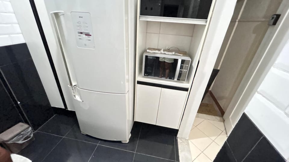 Apto 2 quartos, 5 minutos da Praia, No coração de Copacabana, acomoda 5 pessoas Apartment in Rio de Janeiro