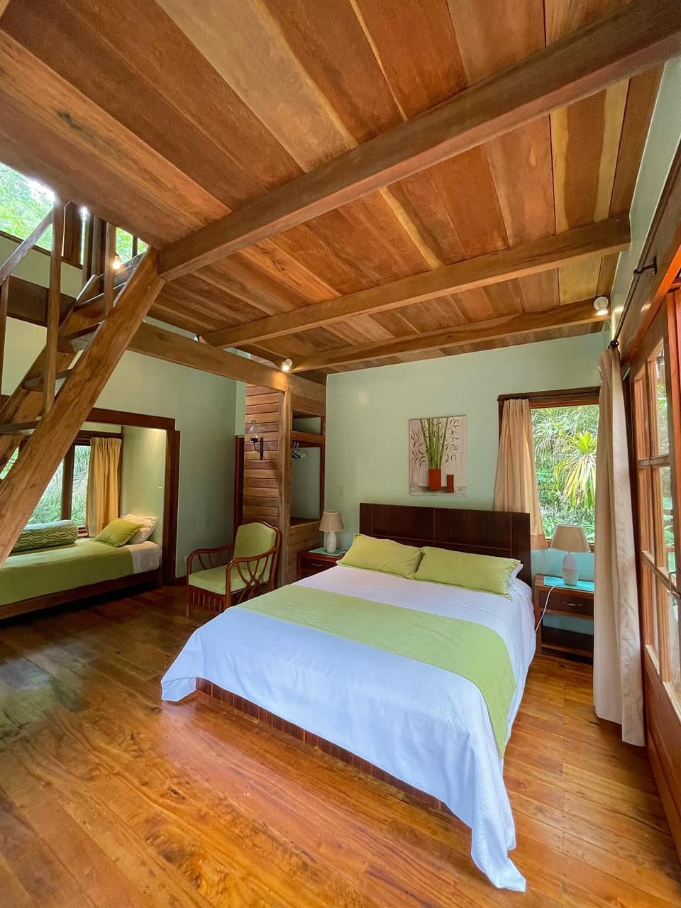 Bed, Photo of the whole room, Bedroom