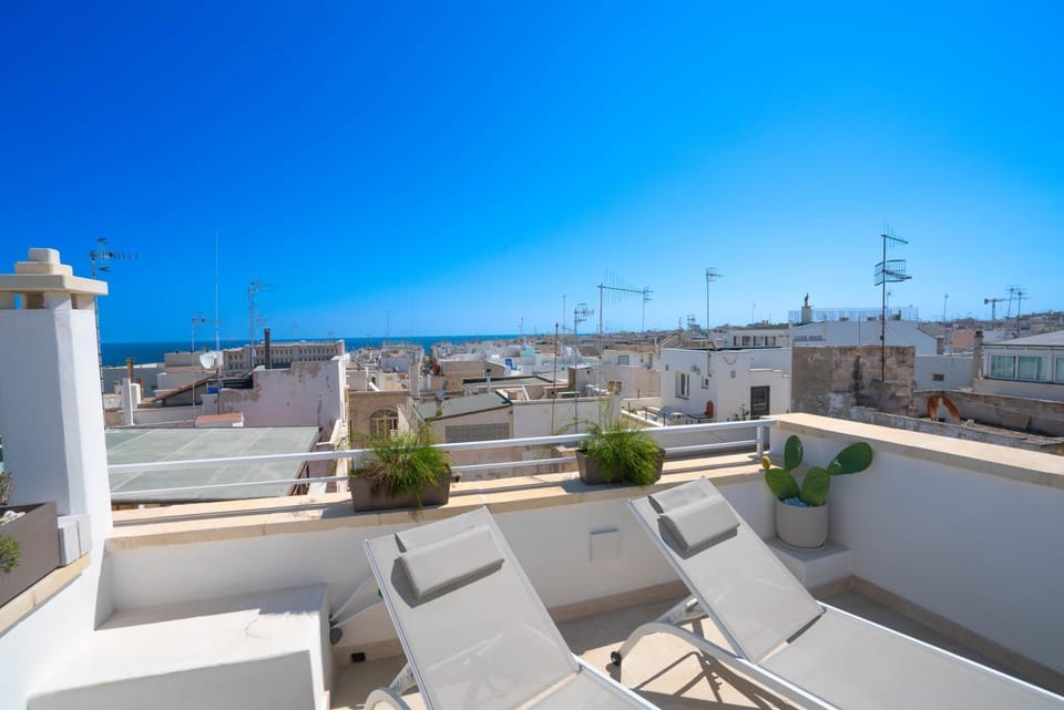 Day, Solarium, View (from property/room), Balcony/Terrace, City view, Sea view