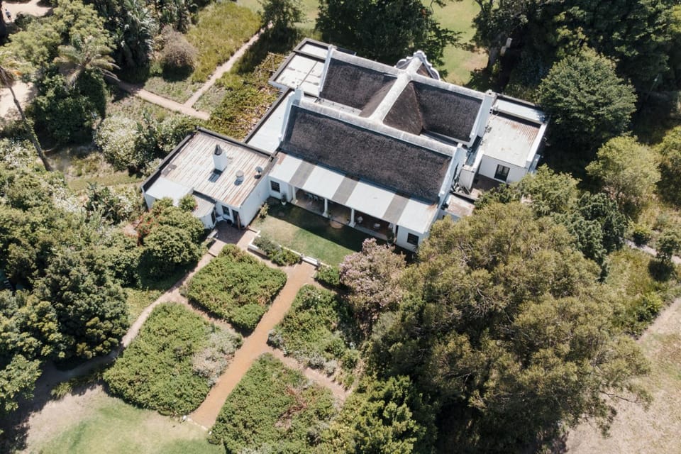 Property building, Day, Natural landscape, Bird's eye view, Garden, Garden view