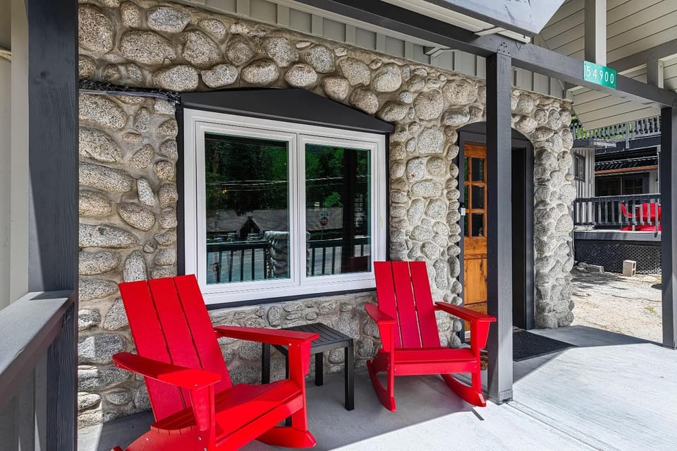The Grand Idyllwild Lodge Bed and Breakfast in Idyllwild-Pine Cove