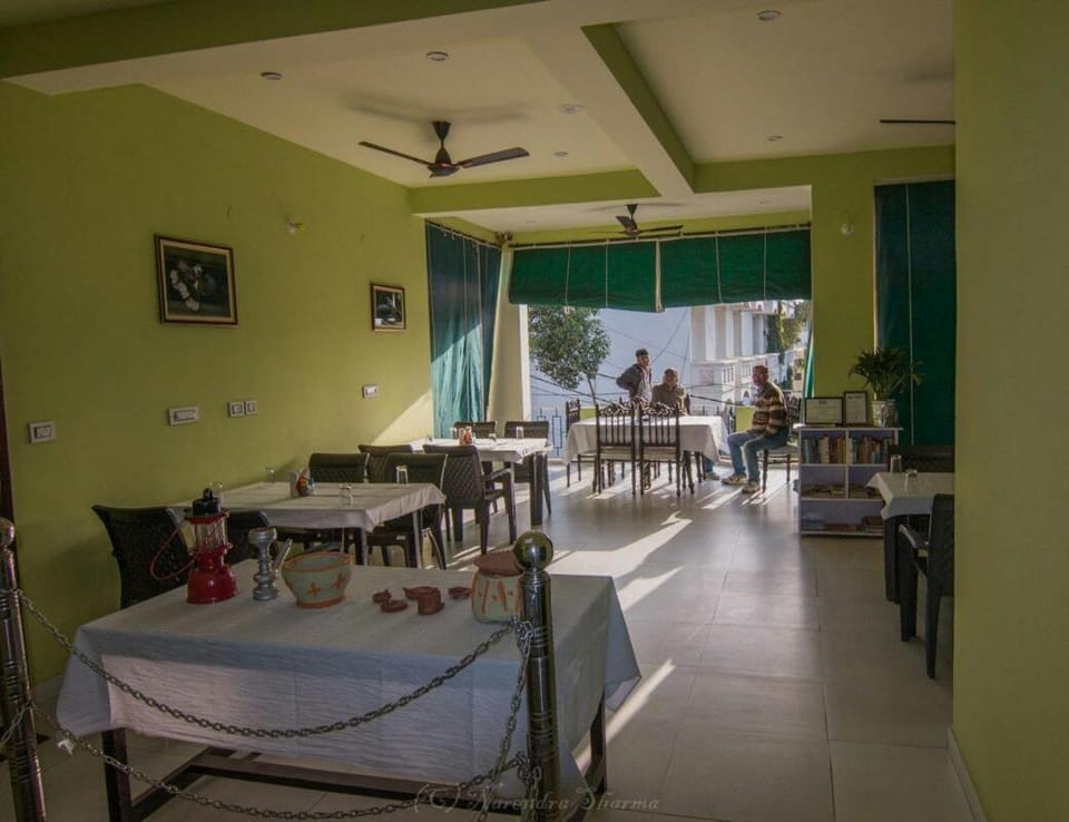 Sanctuary Tourist Lodge Bed and Breakfast in Uttar Pradesh