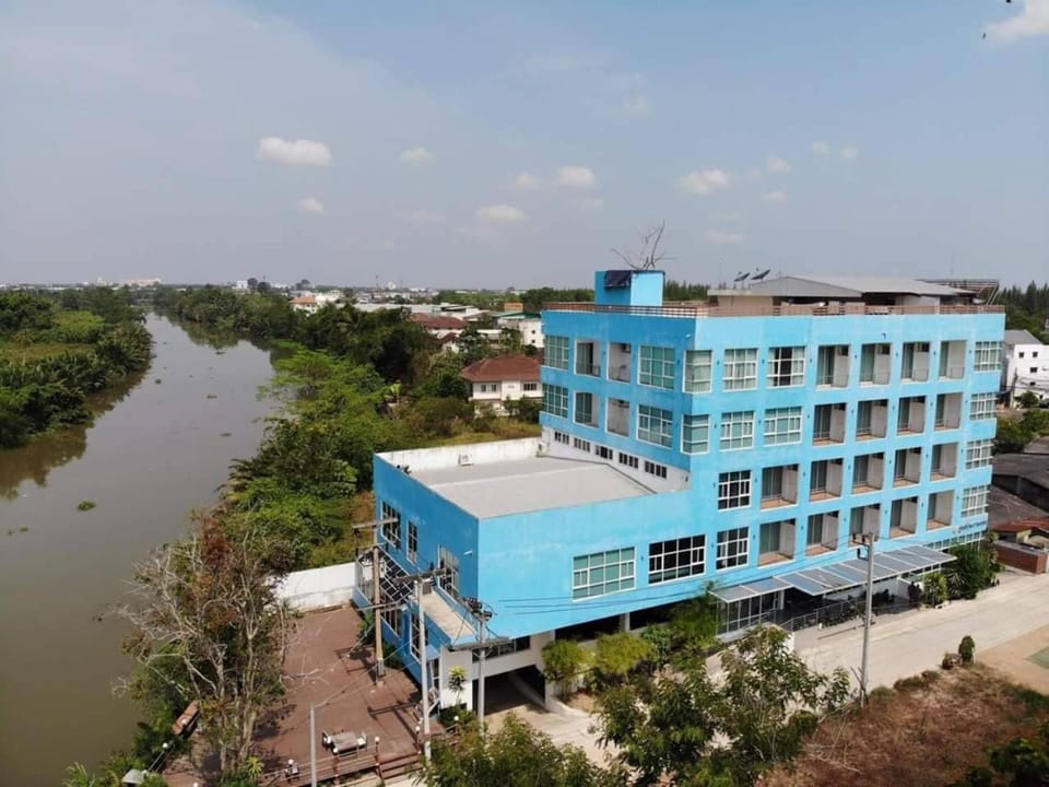 Property building, Natural landscape, Bird's eye view, River view