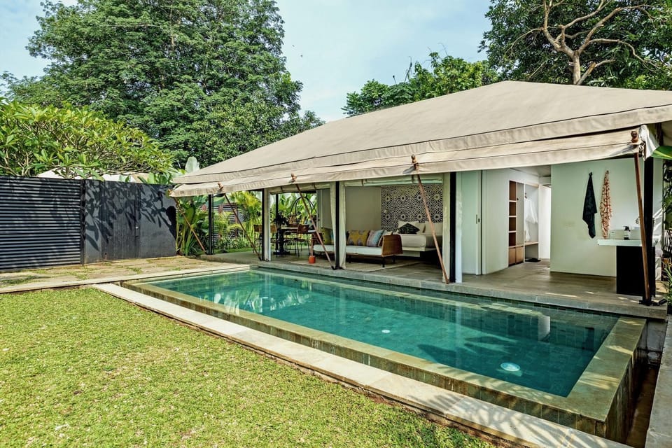 Pool view