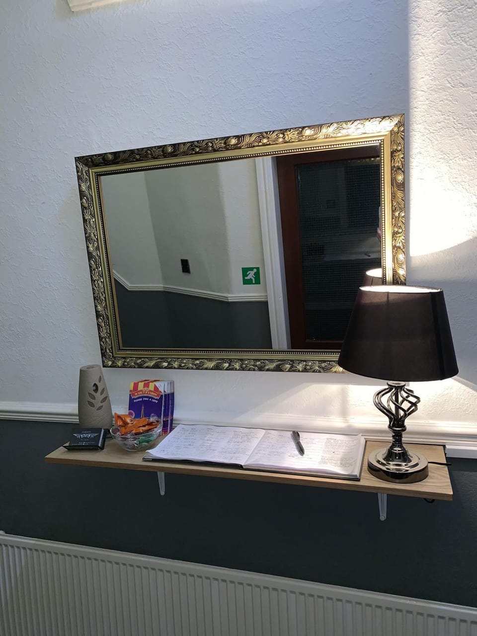Lobby or reception, Internal: Not applicable to any particular room