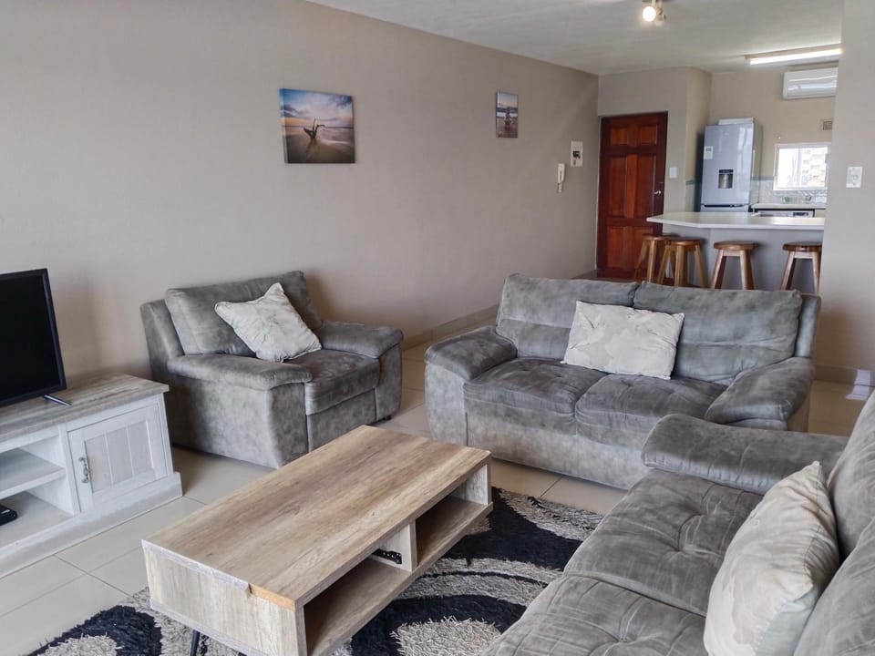 15 Isikhulu Apartment in KwaZulu-Natal