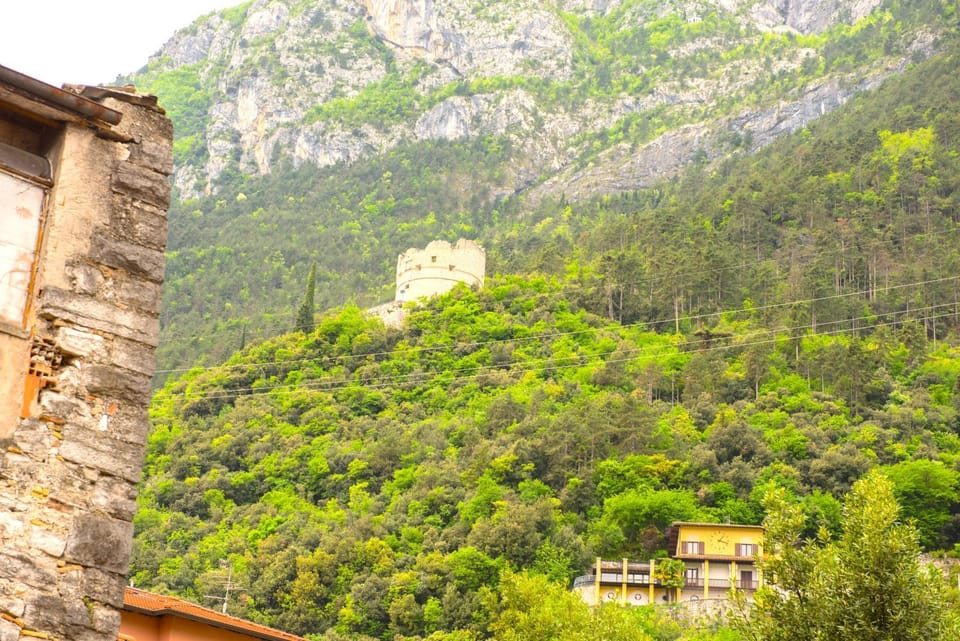 Nearby landmark, Mountain view