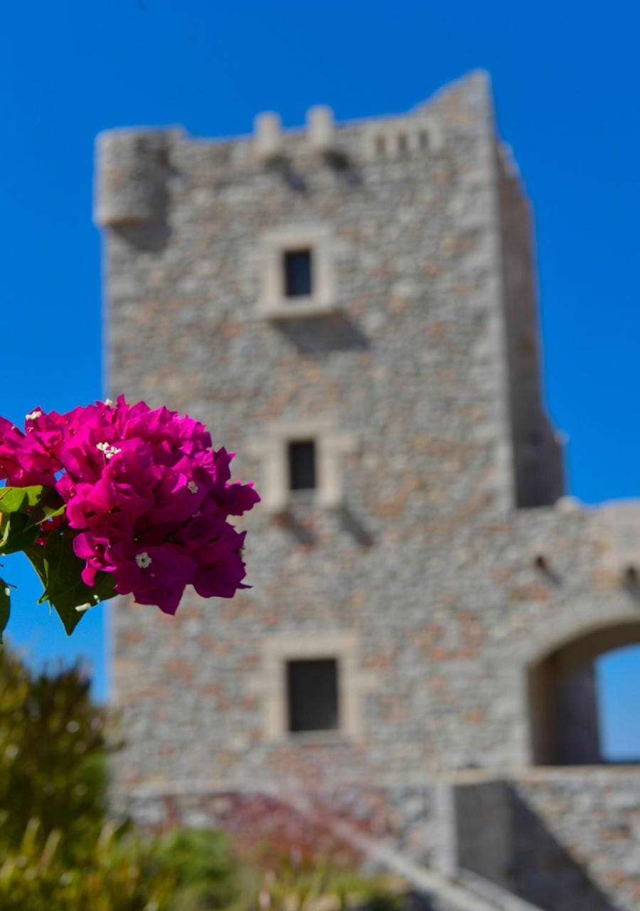Focalion Castle Luxury Suites Bed and Breakfast in Peloponnese Region