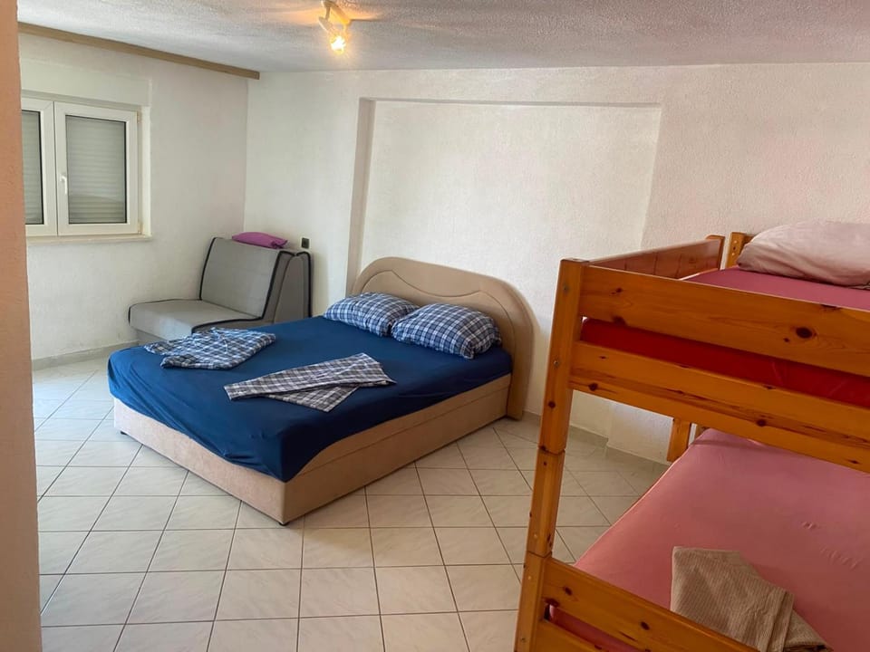 Studio Apartman Mira Apartment in Neum