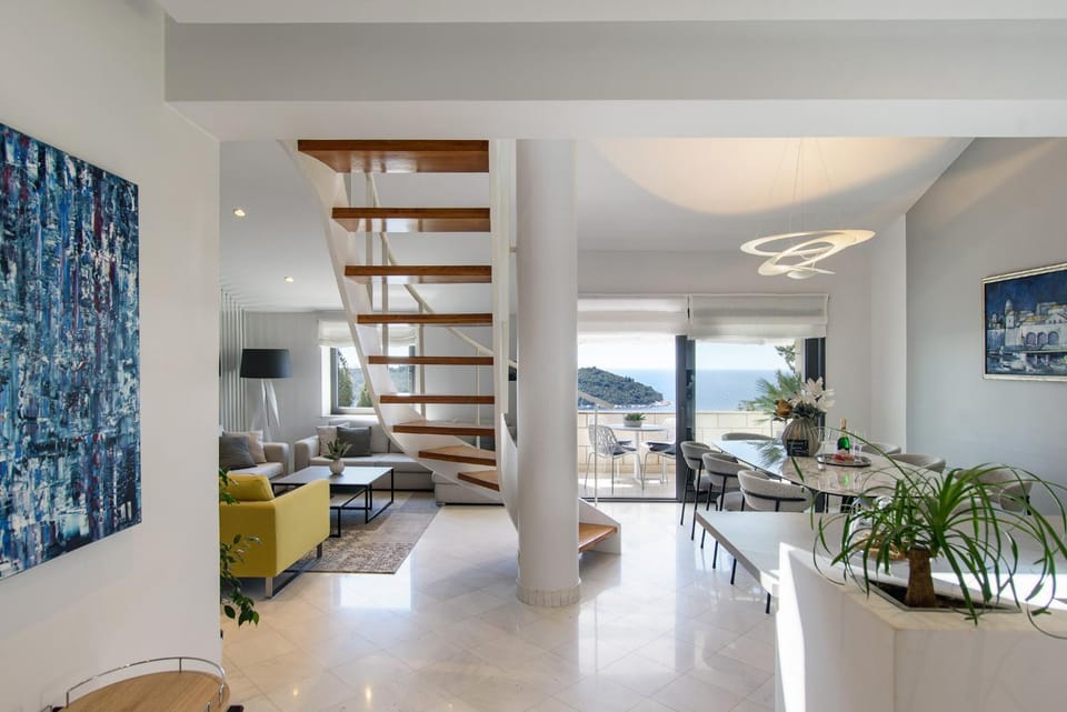 TV and multimedia, Living room, Seating area, Dining area, Sea view, Sea view