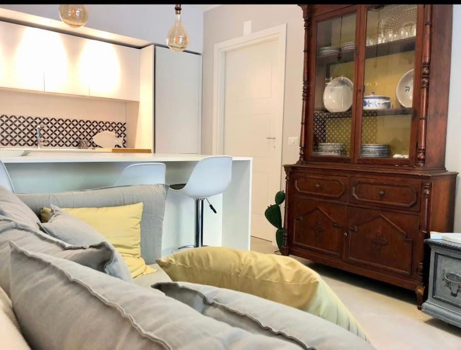 CASA MANDO with Terrace and Jacuzzi Apartment in Taormina