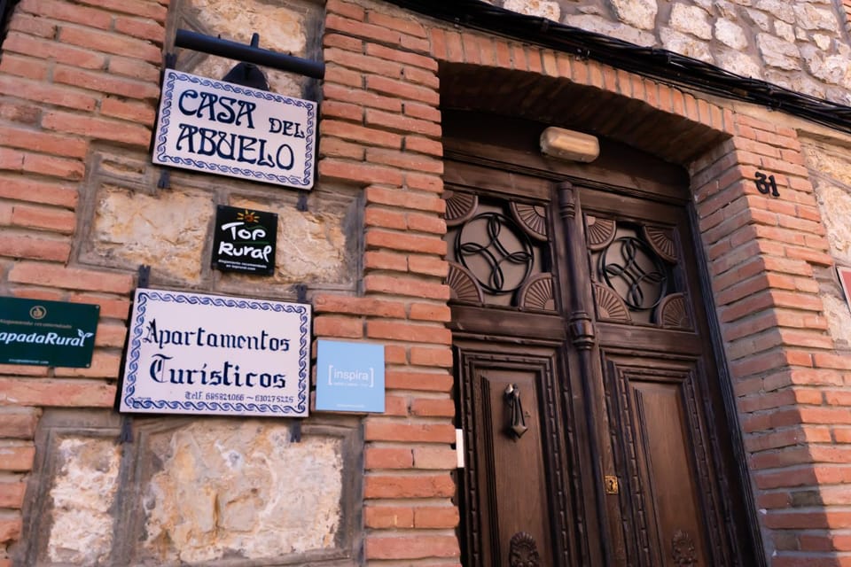 Casa del Agüelo Bed and Breakfast in Aragon