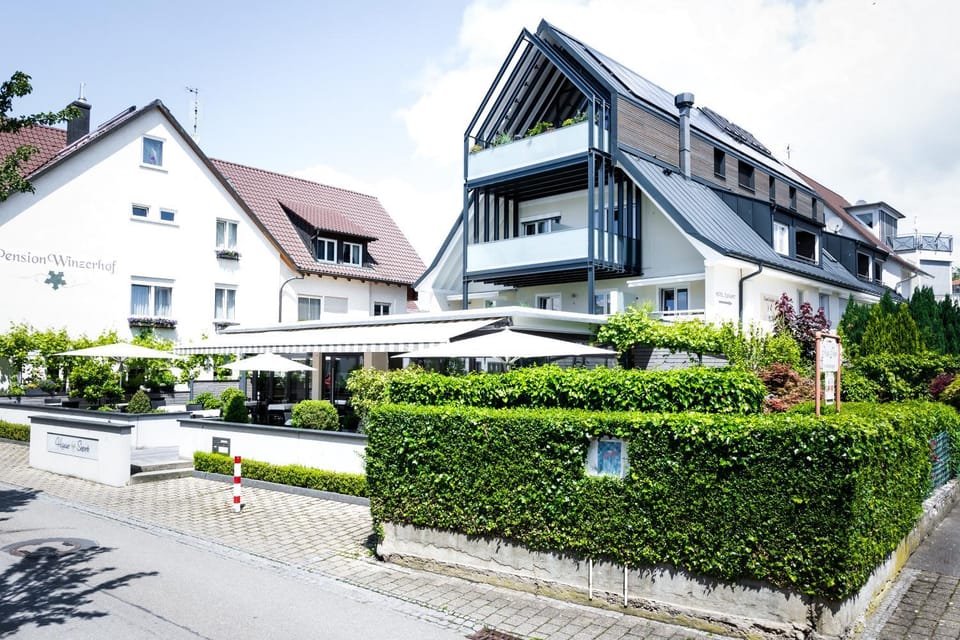 Property building, Neighbourhood