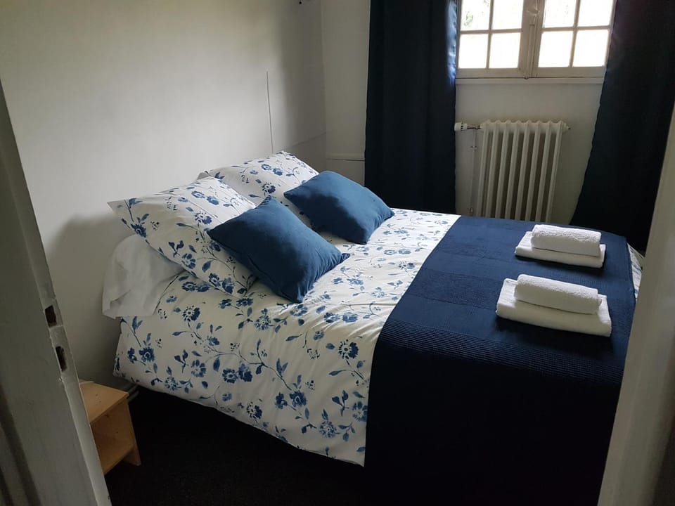 Appart dans grande demeure au calme Apartment in Normandy
