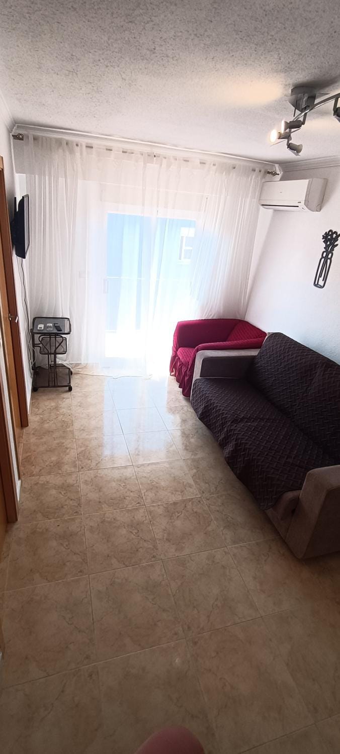 Apartamento con 3 dormitorios 3 minutos hasta la playa Apartment in Dénia