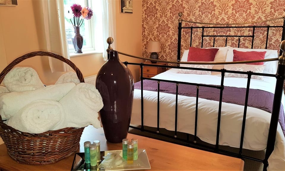 The Pelican Guesthouse Bed and Breakfast in South Norfolk District